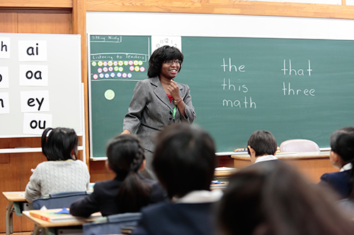 科学するTAMAGAWA 2016年4月からスタート、半年が経過したバイリンガルプログラム「BLES」の教育活動