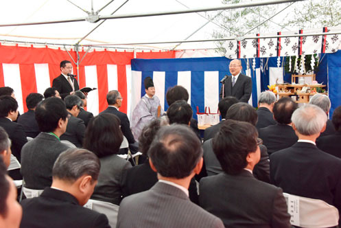 写真:工事の無事を願う神事